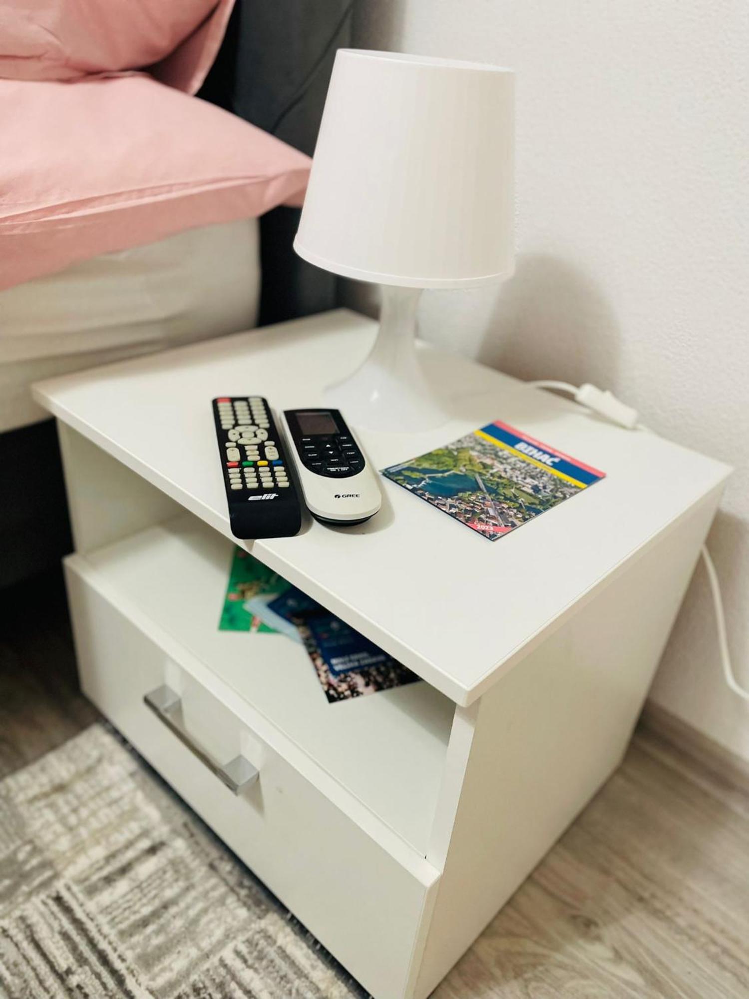 Apartment Zara Bihać Esterno foto
